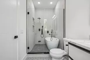 68 Thorne St, Jersey City, NJ 07307 - Photo 7