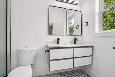 68 Thorne St #2, Jersey City, NJ 07307 - Photo 9