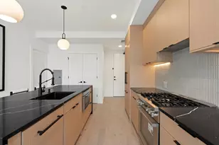 139 Christopher Columbus Dr, Jersey City, NJ 07302 - Photo 5