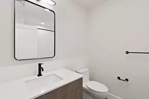 139 Christopher Columbus Dr, Jersey City, NJ 07302 - Photo 7