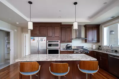 250 Henley Pl #301, Weehawken, NJ 07086 - Photo 3