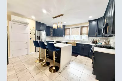 69 Humphrey Ave, Bayonne, NJ 07002 - Photo 11