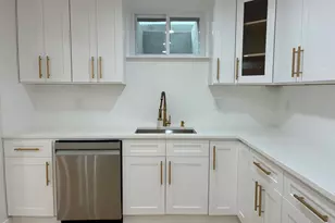 716 11th St, Union City, NJ 07087 - Photo 3