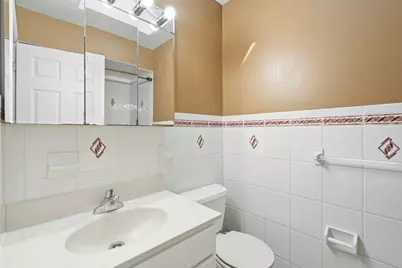 83 Oakland Ave, Jersey City, NJ 07306 - Photo 19