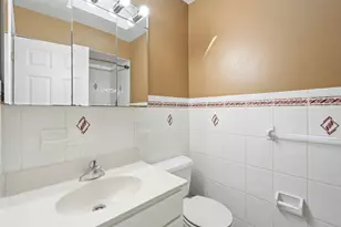 83 Oakland Ave, Jersey City, NJ 07306 - Photo 19