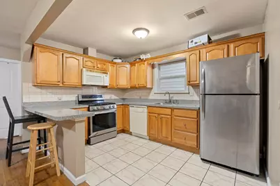 83 Oakland Ave, Jersey City, NJ 07306 - Photo 17