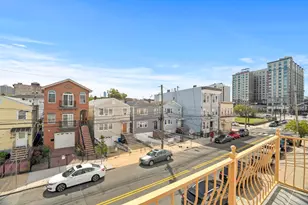 83 Oakland Ave, Jersey City, NJ 07306 - Photo 3