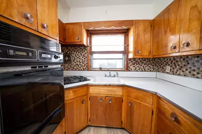 773 Avenue E, Bayonne, NJ 07002 - Photo 5