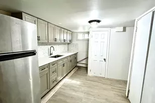 19 Oakdale Rd, Jersey City, NJ 07305 - Photo 11