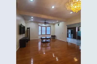 561 Avenue E, Bayonne, NJ 07002 - Photo 19