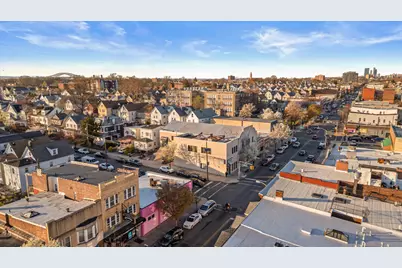 809-811 Broadway, Bayonne, NJ 07002 - Photo 25