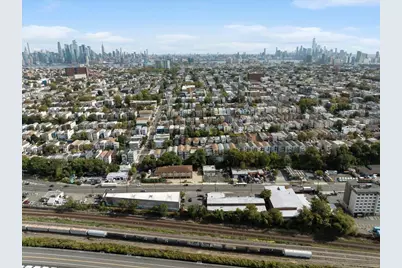 746-748 Tonnelle Ave, Jersey City, NJ 07097 - Photo 17