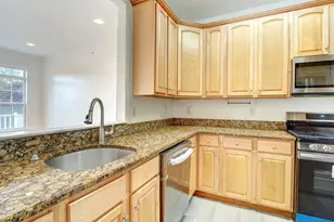 3 Atlas Ct, Jersey City, NJ 07305 - Photo 9