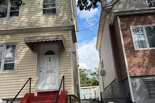 80 McAdoo Ave, Jersey City, NJ 07305 - Photo 13