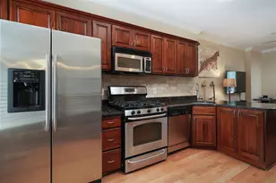 349 York St, Jersey City, NJ 07302 - Photo 3