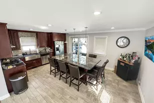 63 Cottage St, Bayonne, NJ 07002 - Photo 5