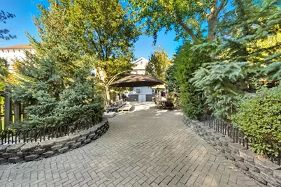 87 Sherman Pl, Jersey City, NJ 07307 - Photo 5