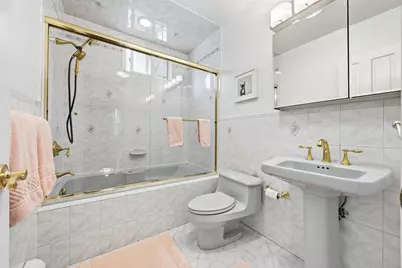 87 Sherman Pl, Jersey City, NJ 07307 - Photo 17