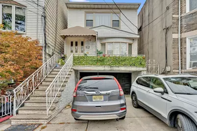 3218 Pleasant Ave, Weehawken, NJ 07086 - Photo 3