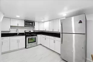 283 Griffith St, Jersey City, NJ 07307 - Photo 3