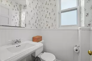 56-58 Bonn Pl, Weehawken, NJ 07086 - Photo 11