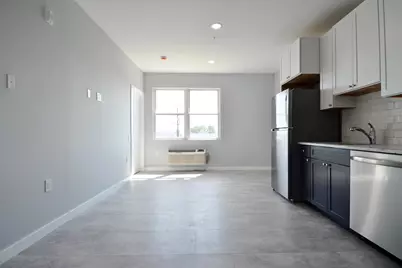 82-84 East 31st St #202, Bayonne, NJ 07002 - Photo 5