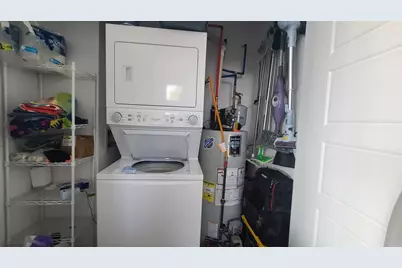 5711 Washington St #301, West New York, NJ 07093 - Photo 15