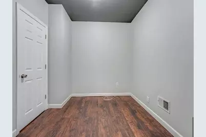 36 Dwight St #1, Jersey City, NJ 07305 - Photo 7