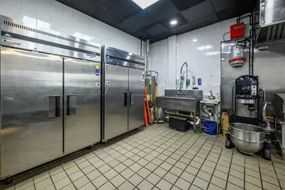 617 Kennedy Blvd, North Bergen, NJ 07047 - Photo 11