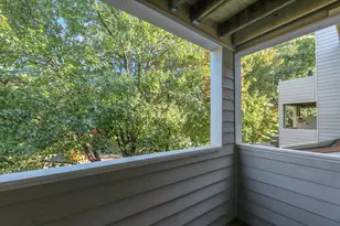 726 Mainsail Ln, Secaucus, NJ 07094 - Photo 11