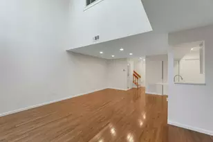 726 Mainsail Ln, Secaucus, NJ 07094 - Photo 13