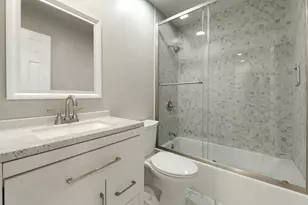 726 Mainsail Ln, Secaucus, NJ 07094 - Photo 27