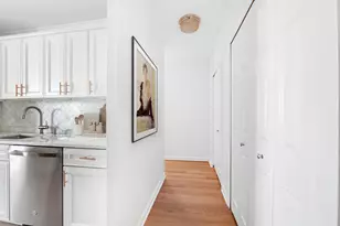 100 Manhattan Ave, Union City, NJ 07087 - Photo 5