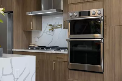 17 Leonard St #2, Jersey City, NJ 07307 - Photo 9