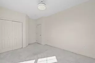 1 Intrepid Pl, Jersey City, NJ 07305 - Photo 27