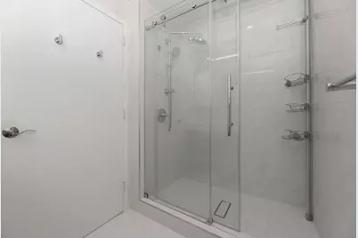 102 Christopher Columbus Dr #306, Jersey City, NJ 07302 - Photo 5