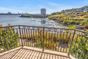 17 Moorings Ln, Edgewater, NJ 07020 - Photo 21