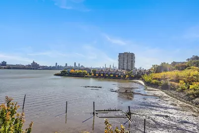 17 Moorings Lane #17, Edgewater, NJ 07020 - Photo 23