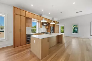 647 Jersey Ave, Jersey City, NJ 07302 - Photo 9