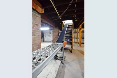 153 Sterling Ave, Jersey City, NJ 07305 - Photo 11