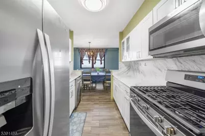 1225 Kennedy Blvd #14J, Bayonne, NJ 07002 - Photo 11