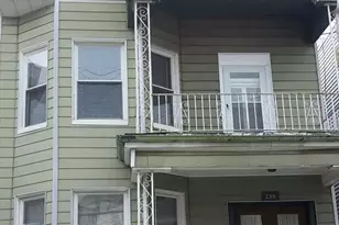 239 Bayview Ave, Jersey City, NJ 07305 - Photo 3