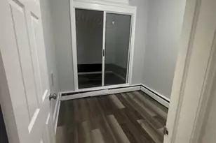 40 Wegman Pkwy, Jersey City, NJ 07305 - Photo 7