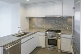 320 Adolphus Ave, Cliffside Park, NJ 07010 - Photo 5