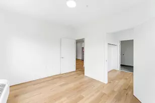 175 W 7th St, Bayonne, NJ 07002 - Photo 7