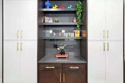 401B Ogden Ave, Jersey City, NJ 07307 - Photo 5