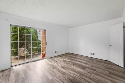 47 Dogwood St, Jersey City, NJ 07305 - Photo 19