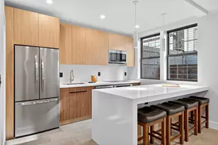 31 Bayview Ave, Jersey City, NJ 07305 - Photo 9