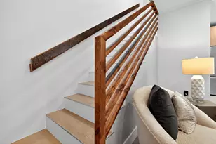 31 Bayview Ave, Jersey City, NJ 07305 - Photo 15