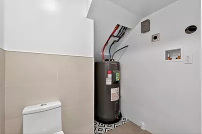 31 Bayview Ave #3, Jersey City, NJ 07305 - Photo 13